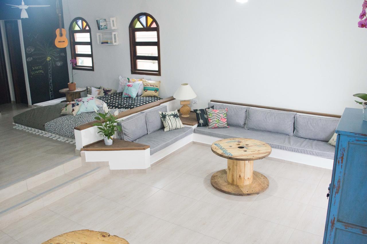 אובטובה Santo Quintal Hostel מראה חיצוני תמונה