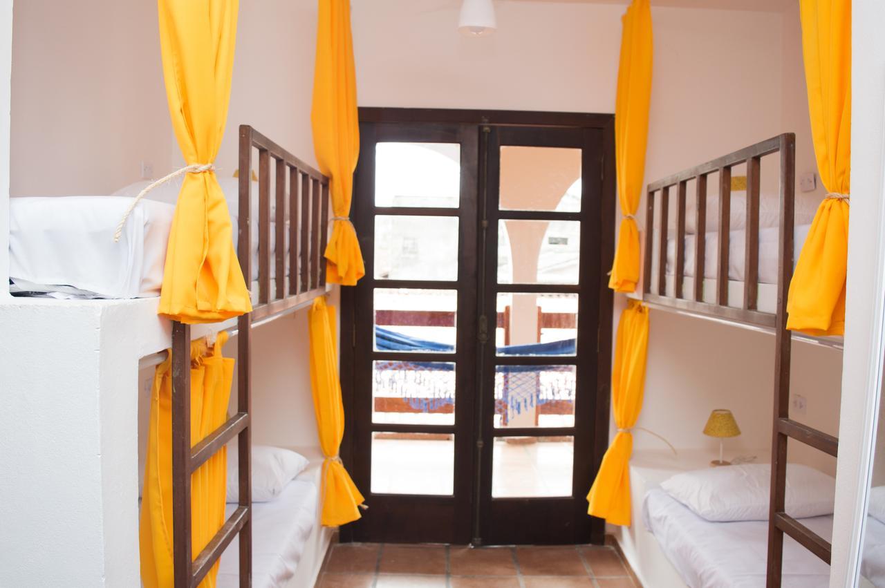 אובטובה Santo Quintal Hostel מראה חיצוני תמונה