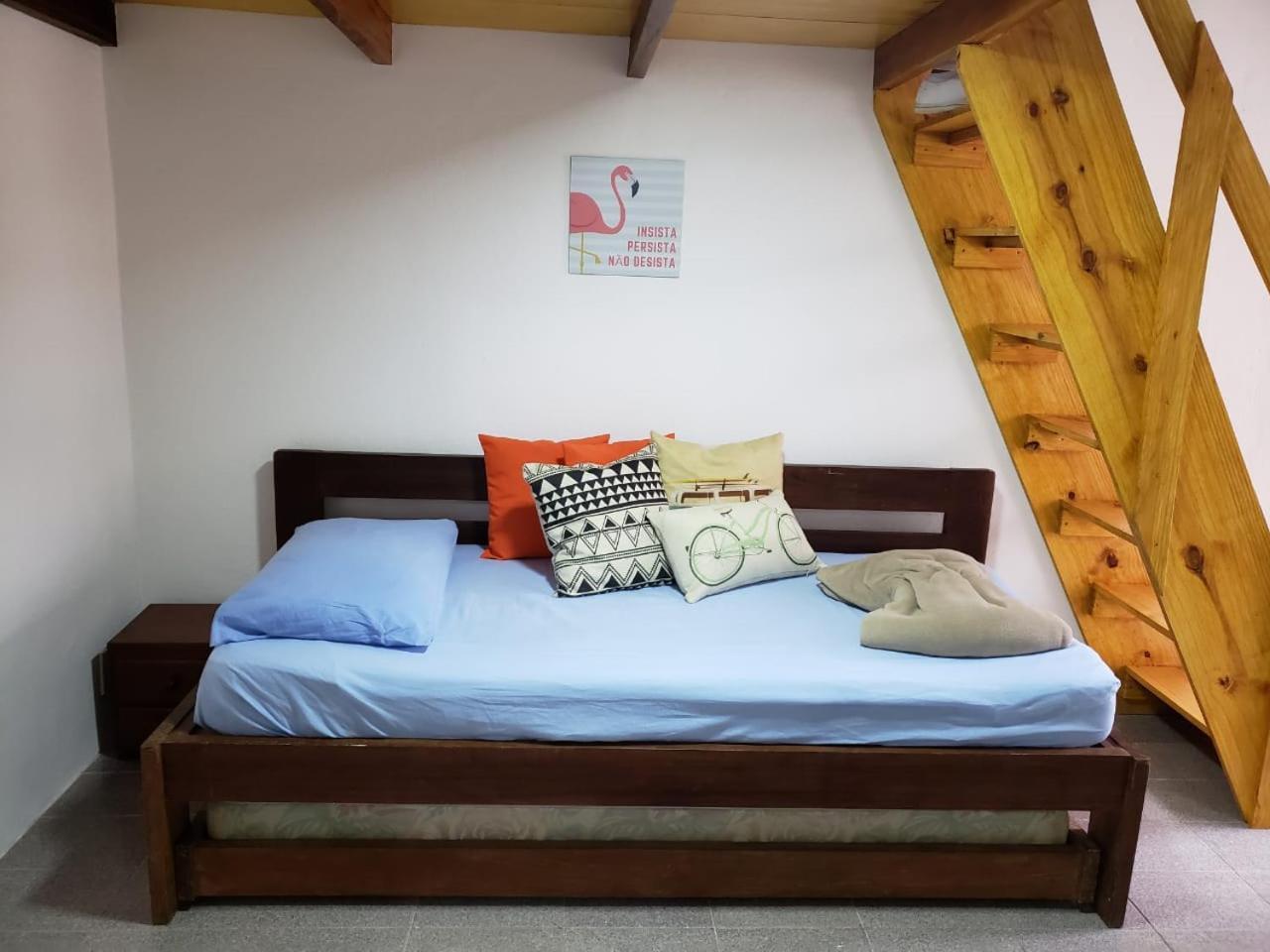 אובטובה Santo Quintal Hostel מראה חיצוני תמונה
