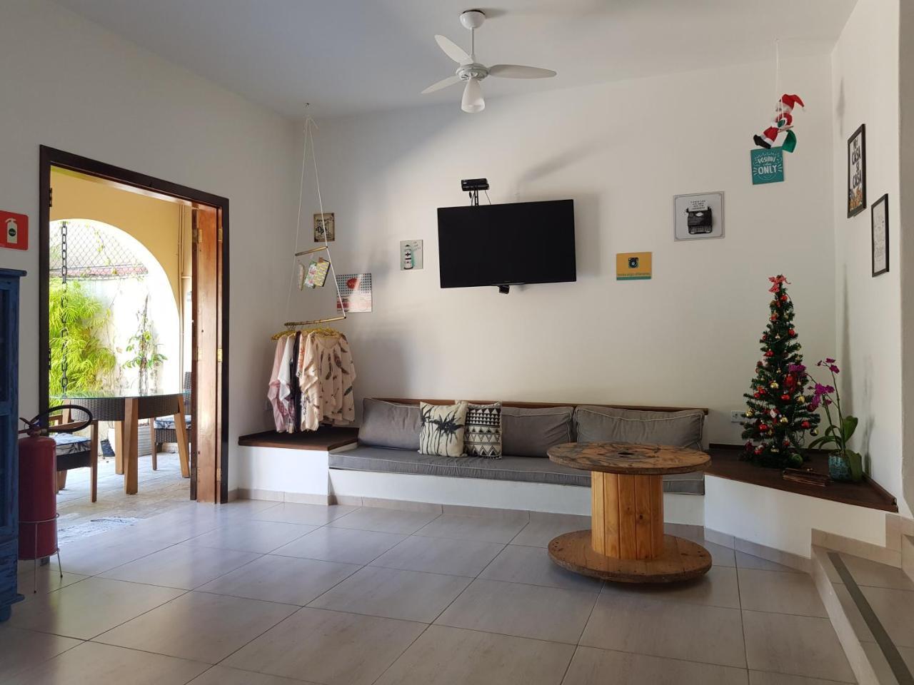 אובטובה Santo Quintal Hostel מראה חיצוני תמונה