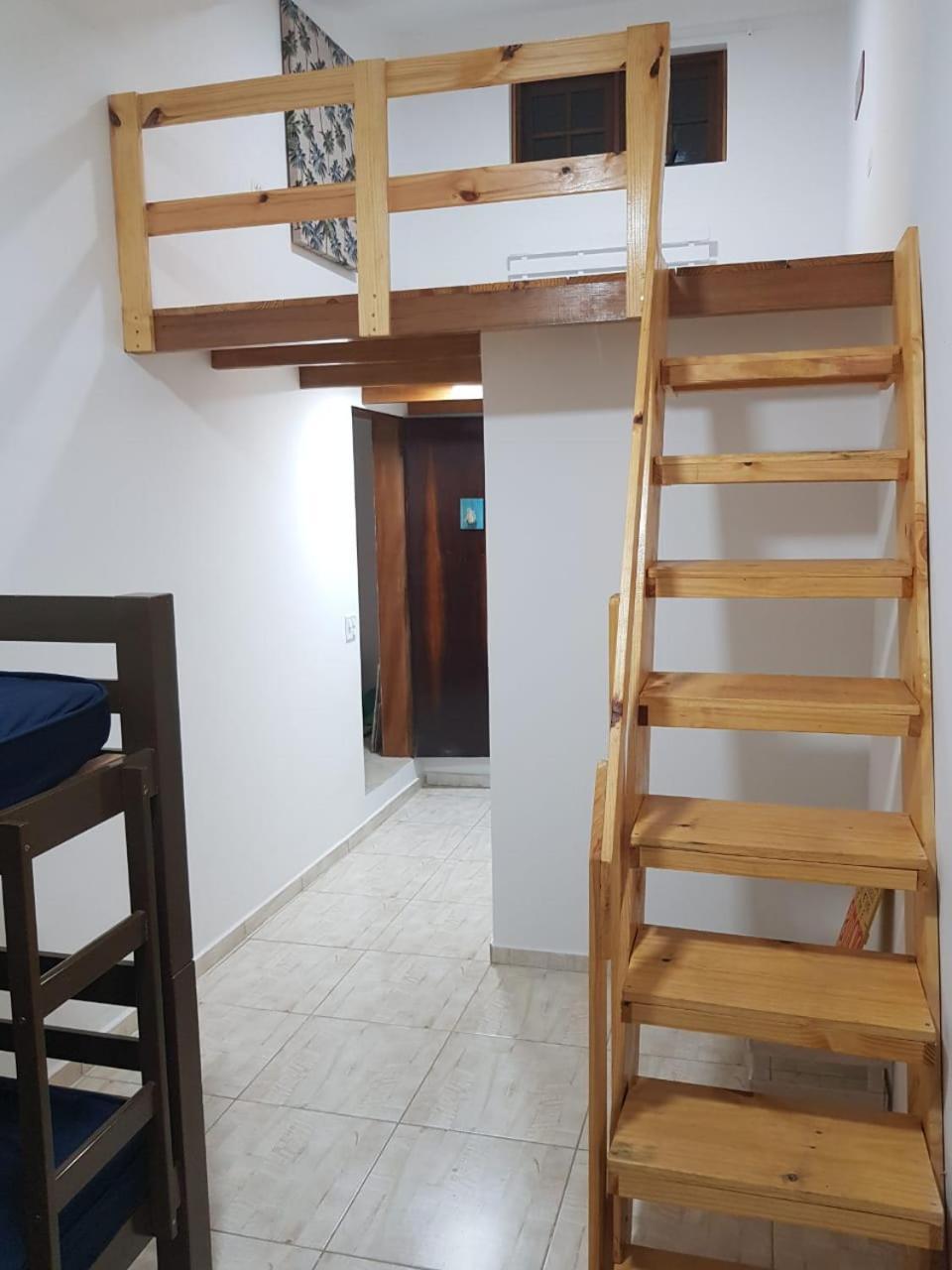 אובטובה Santo Quintal Hostel מראה חיצוני תמונה