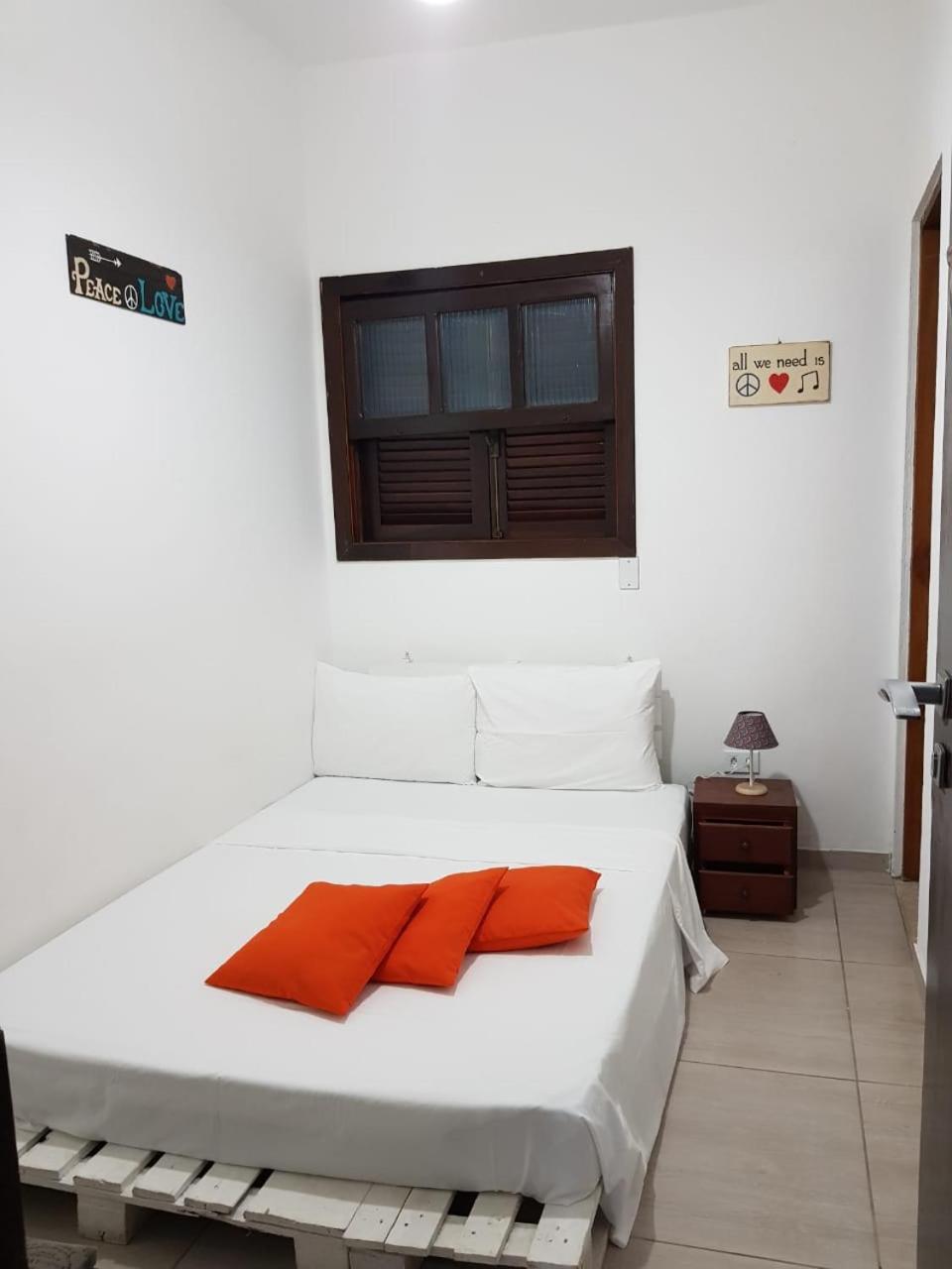 אובטובה Santo Quintal Hostel מראה חיצוני תמונה